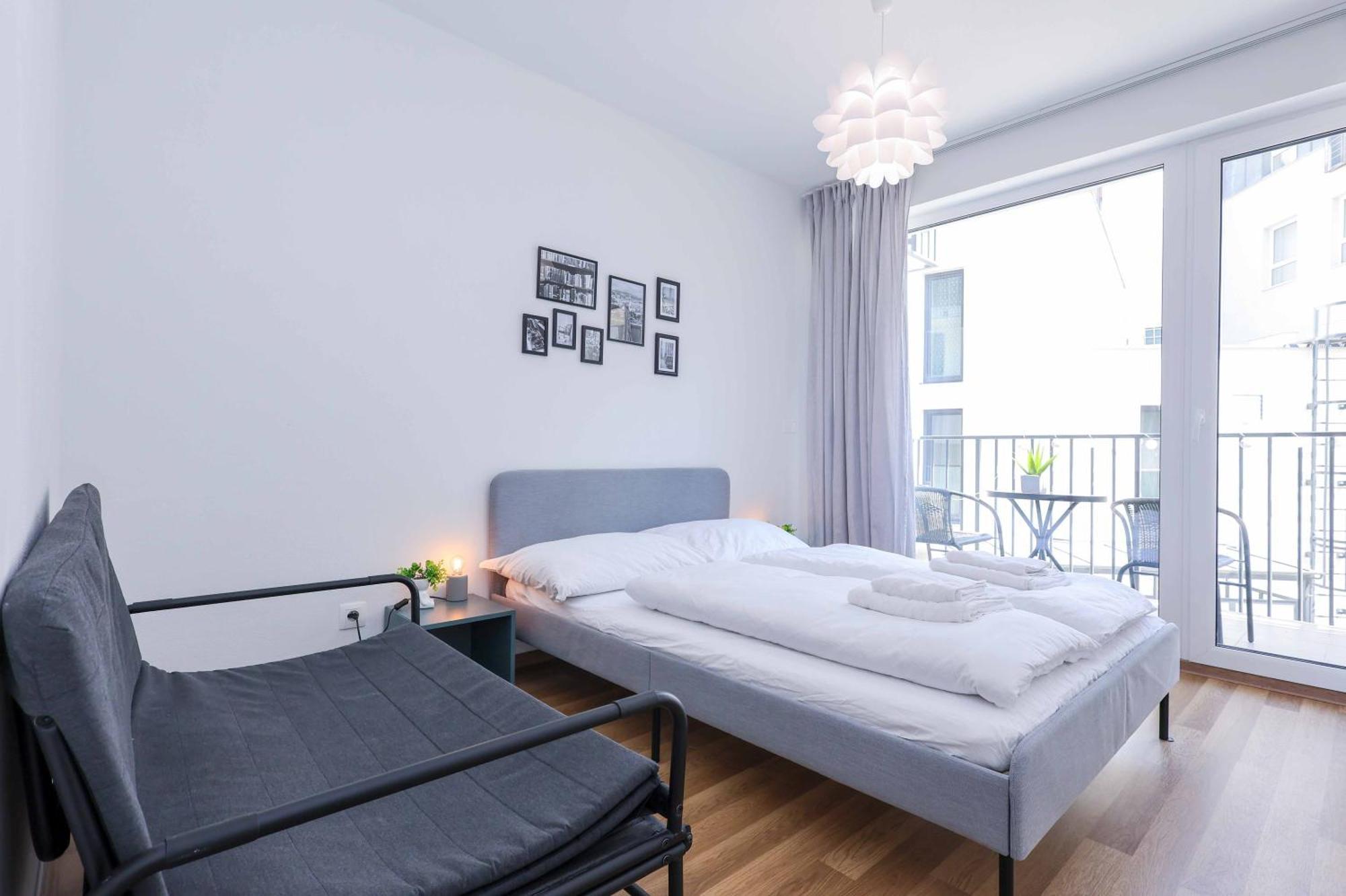 Apartamento Adamick Place In City Centre With Free Parking Bratislava Exterior foto