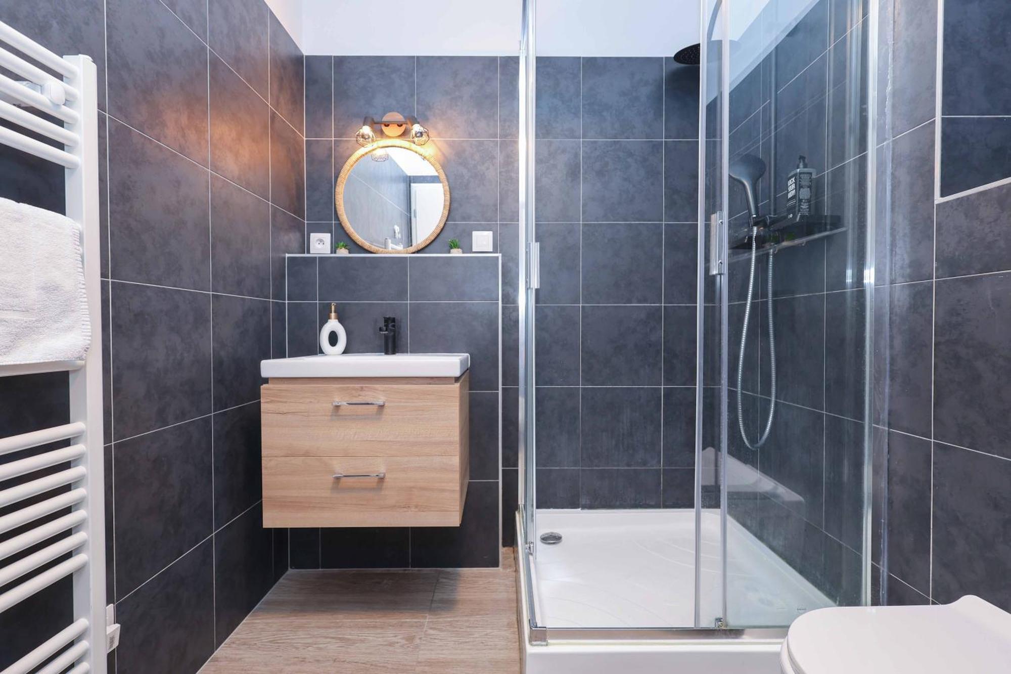 Apartamento Adamick Place In City Centre With Free Parking Bratislava Exterior foto